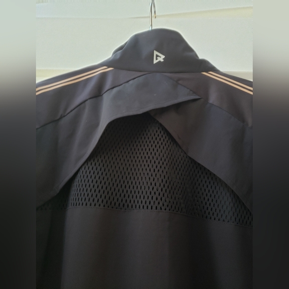 Toronto Raptors Qore Women's Throwback Team Full-Zip Windbreaker Jacket - Black - Picture 10 of 10